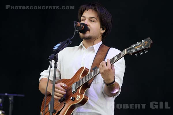 MILKY CHANCE - 2017-07-22 - PARIS - Hippodrome de Longchamp - Main Stage 2 - 